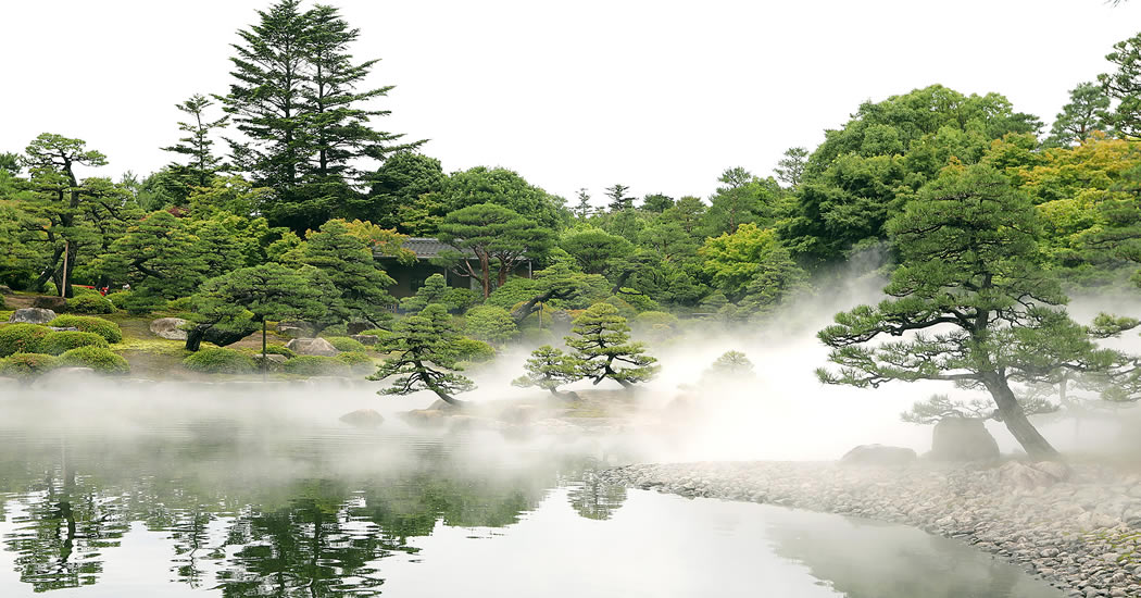 霧の庭園
